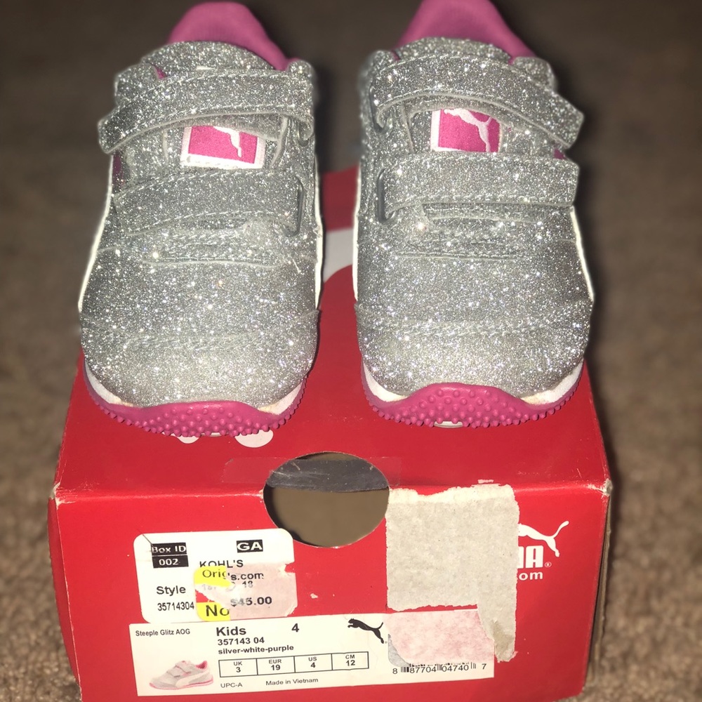 Brand New never worn size 4 toddler Puma